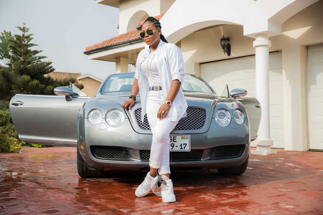 Joyce Blessing - I Swerve You (Official Video)