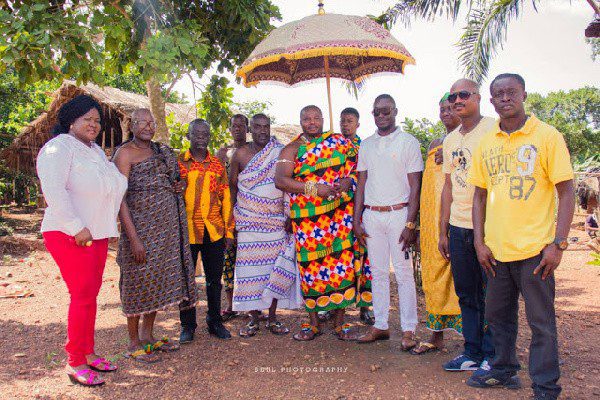 Chief of Kunsu gifts Gov't 300 acres of land for construction of film village