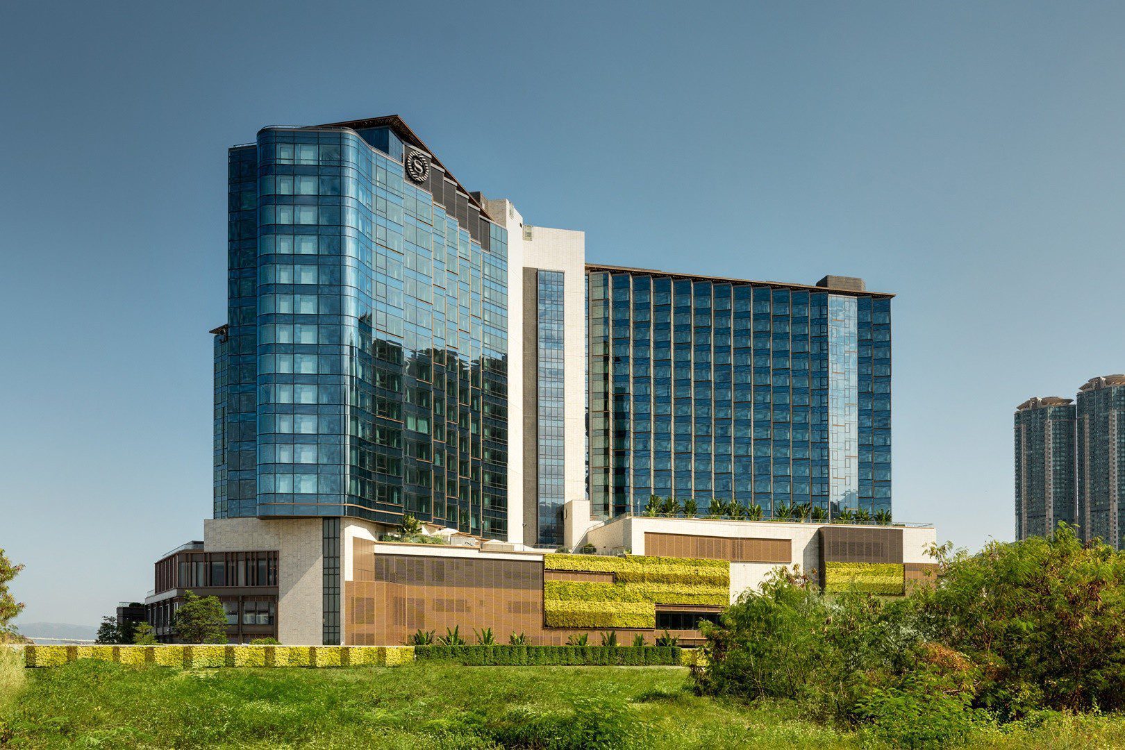 Sheraton Hong Kong Tung Chung Hotel Opens