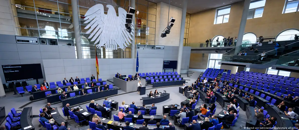 German parliament reforms skilled work immigration law